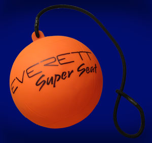 Everett Super Seat